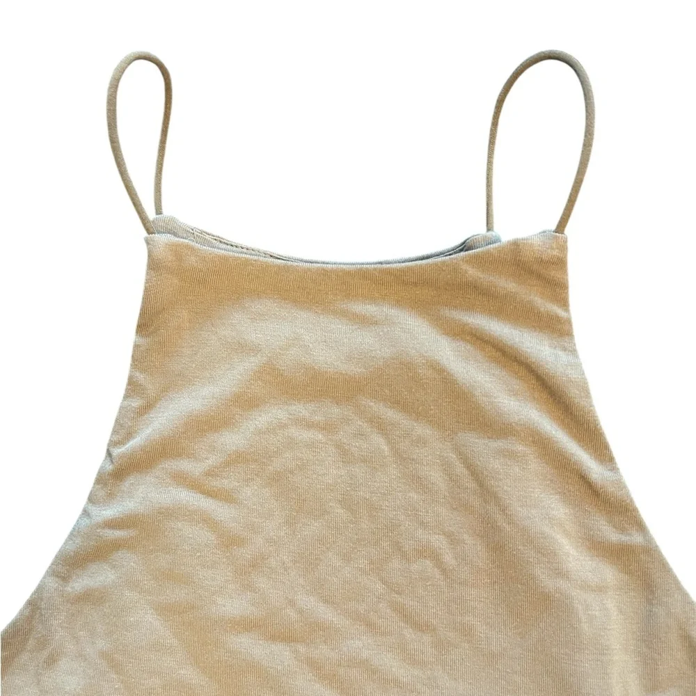 Good American weightless scuba sleeveless tank top in tan Size Small - Picture 3 of 6